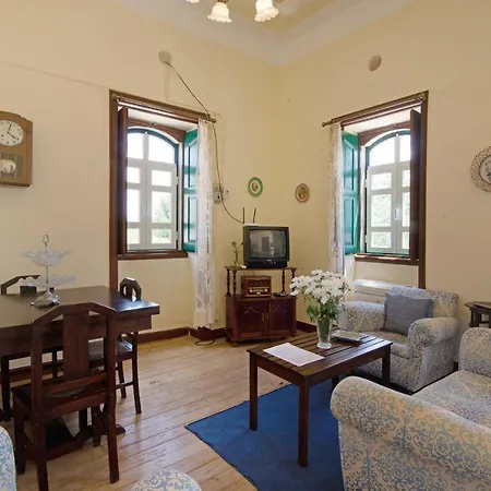 Algarve Charming 2br Colonial Casa de Férias Santa Bárbara de Nexe